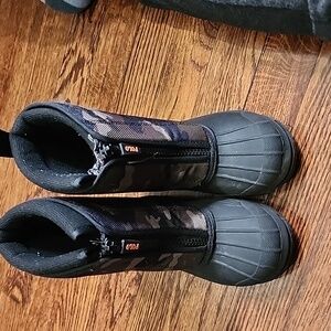 Polo Ralph Lauren snow boots